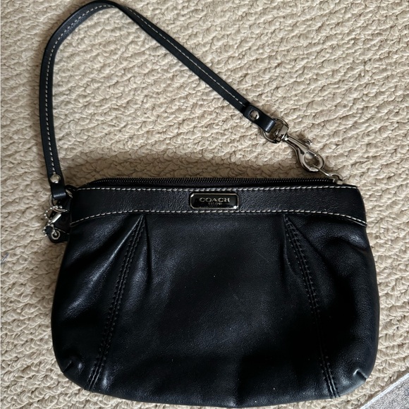 Black Leather Coach Wristlet - Picture 1 of 4